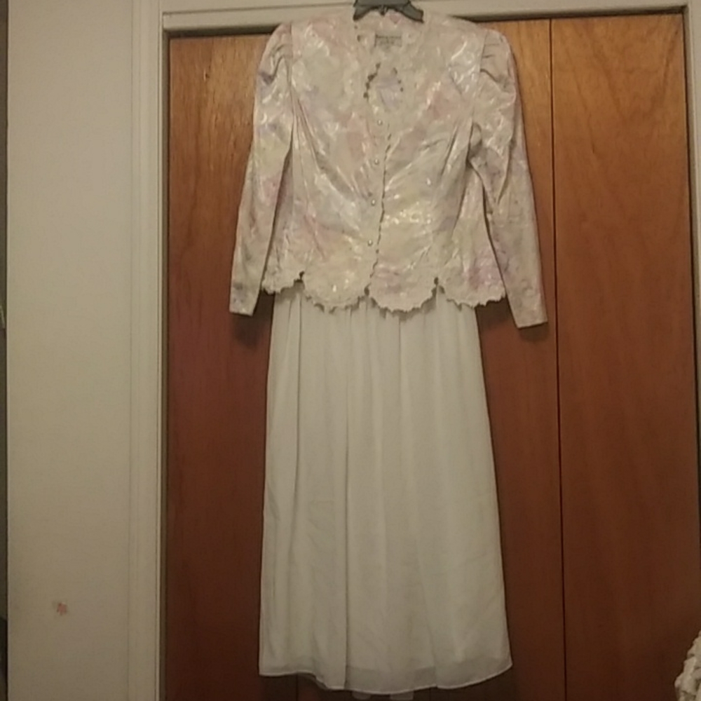 Nah Nah Collections Jonathan Tait. Size 18. Color Jacket Pastels, Skirt White.